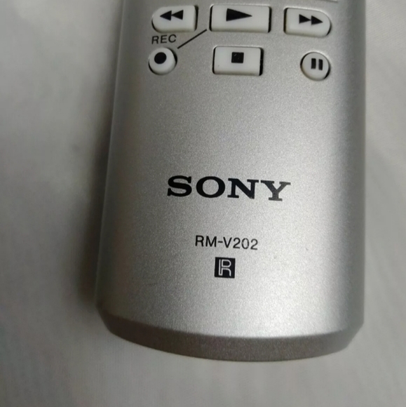 OEM GENUINE SONY RM-V202 Remote Control - TESTED - Picture 3 of 3